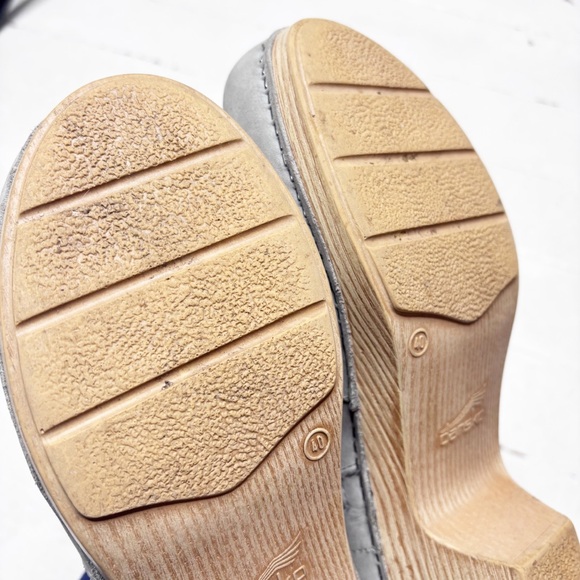 Dansko Nubuck Gray Leather Maria Ankle Clog Boots Size 40 - Picture 7 of 12